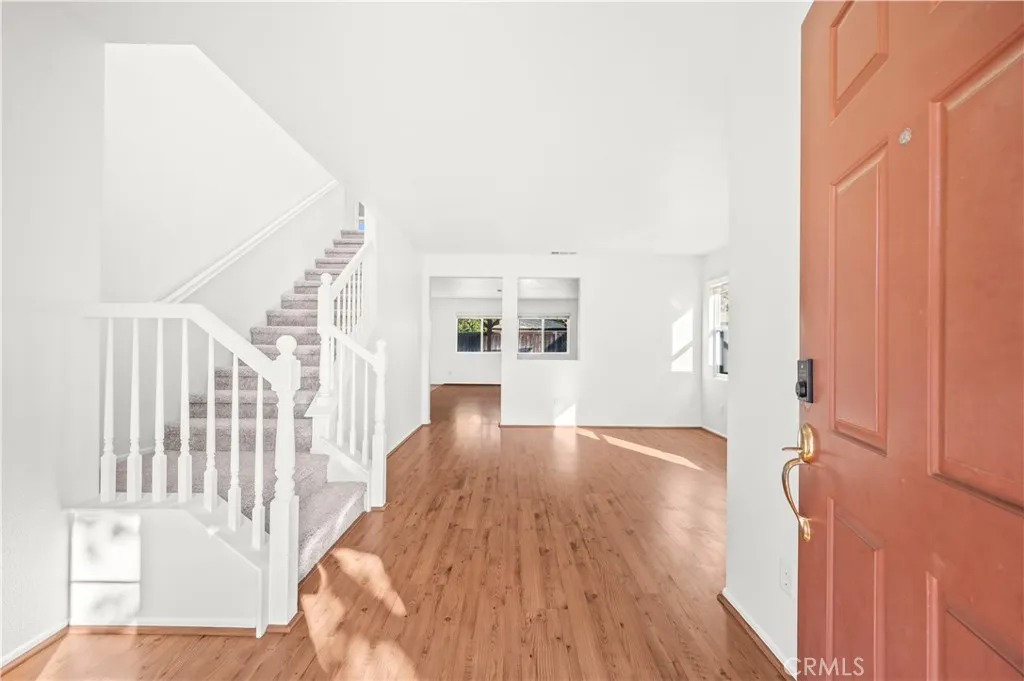 38354 Falcon Court, Murrieta, California 92563 — photo 4