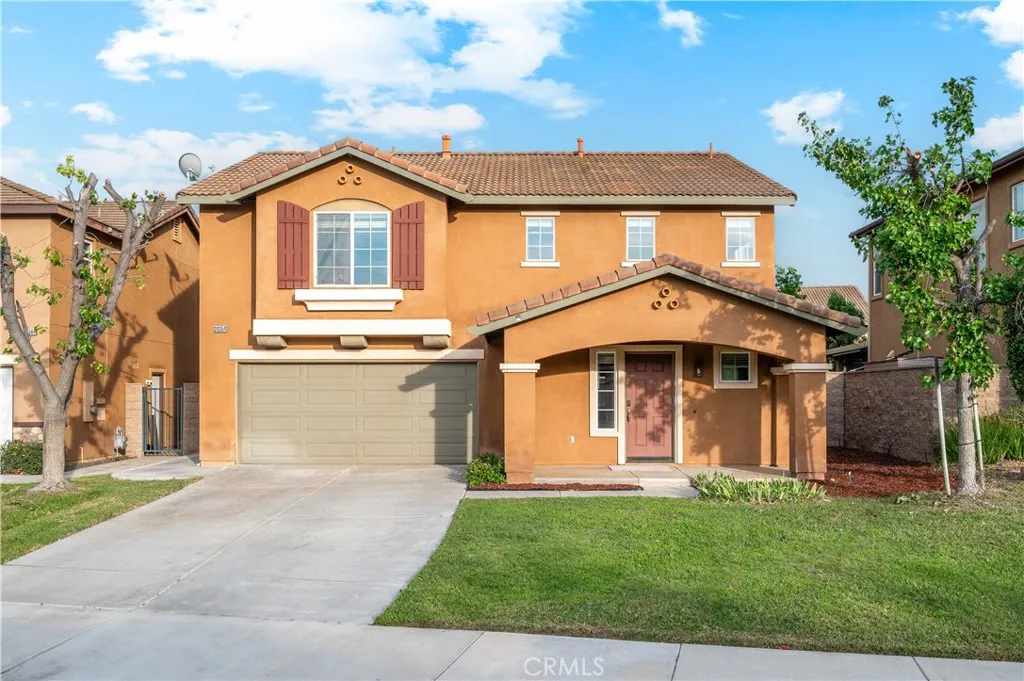 38354 Falcon Ct