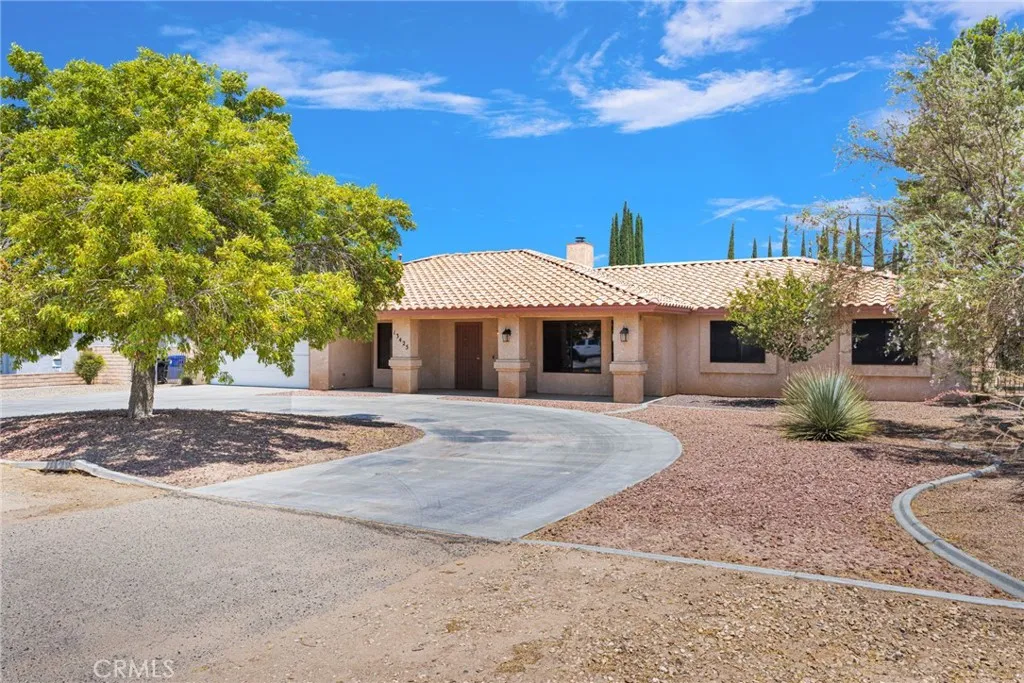 13425 Rincon, Apple Valley, California 92308 — photo 4