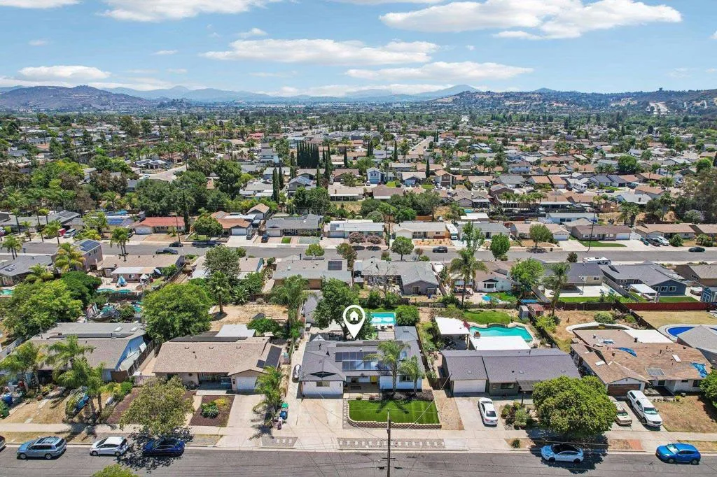 9239 Bellagio Rd, Santee, California 92071 — photo 4