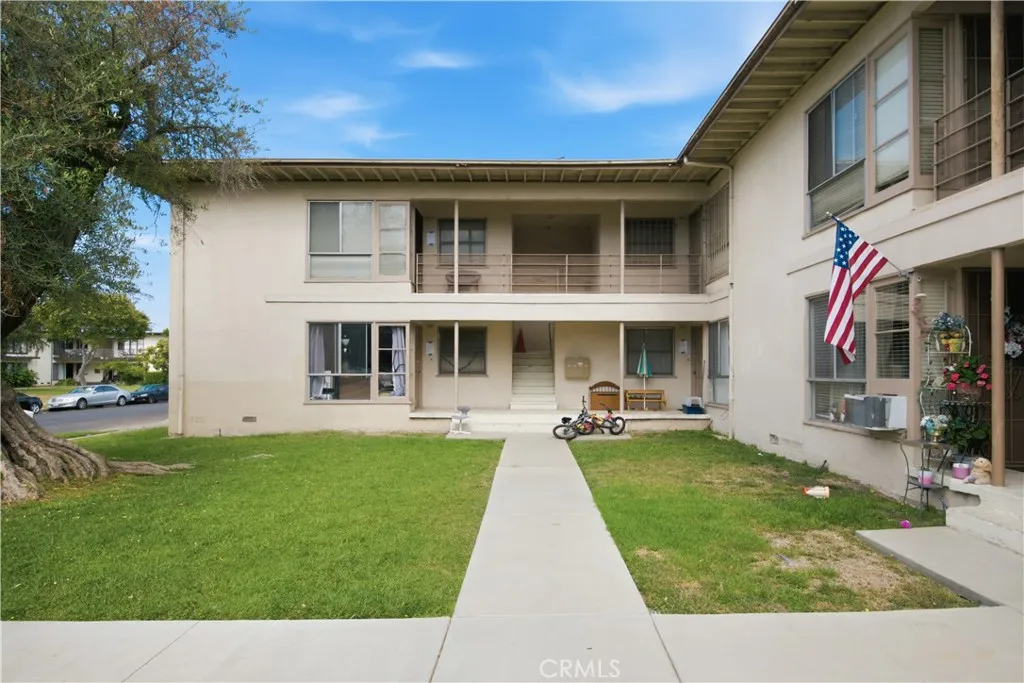 5713 Corbett, Los Angeles, California 90016 — photo 4