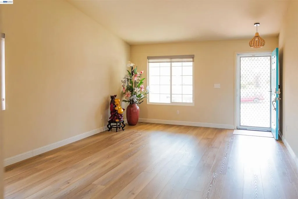 5408 La Salle Way, Vallejo, California 94591 — photo 5