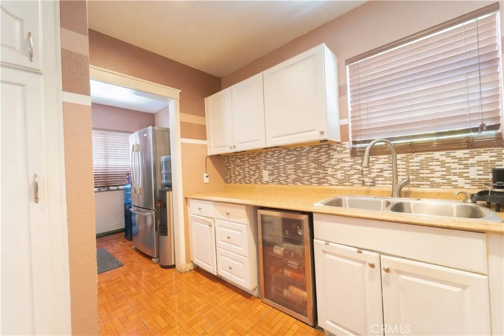 1083 E E Street, Ontario, California 91764 — photo 5
