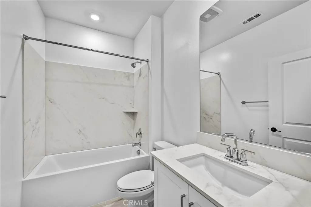 Downstairs ensuite bathroom Downstairs ensuite bathroom