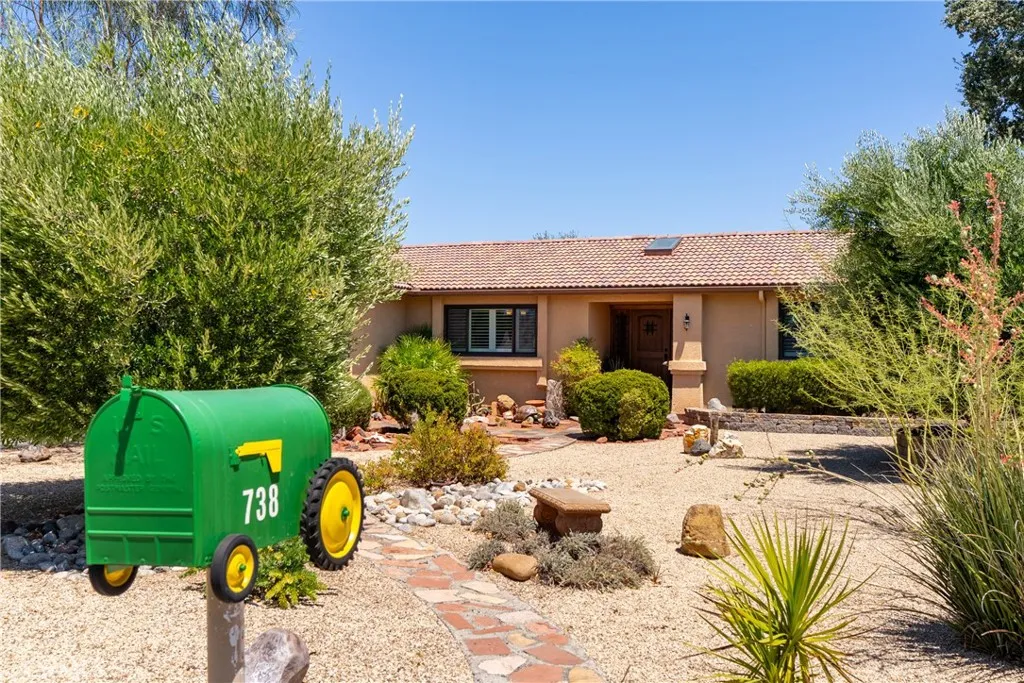 738 Orchard, Paso Robles, California 93446 — photo 4