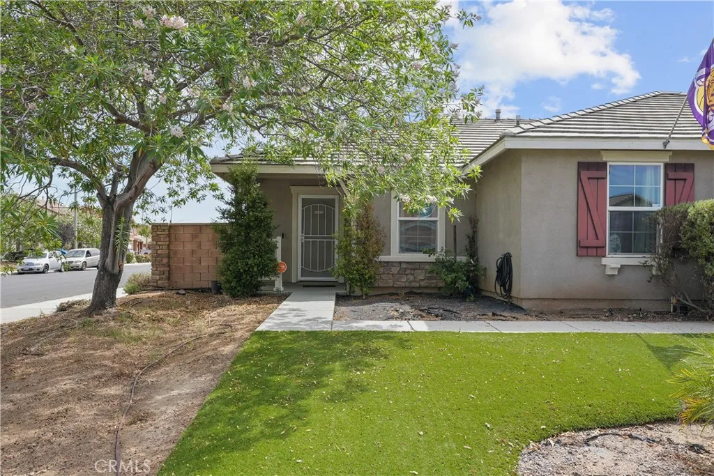 3411 Bryce Canyon Way, Perris, California 92570 — photo 4