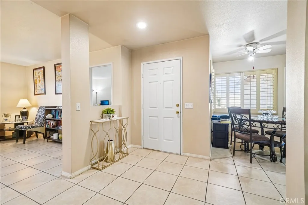 17956 Kendall Circle, Adelanto, California 92301 — photo 5