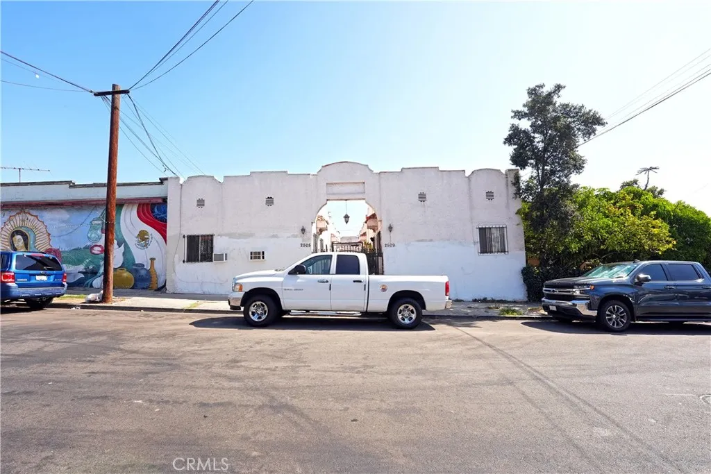 2505 Malabar