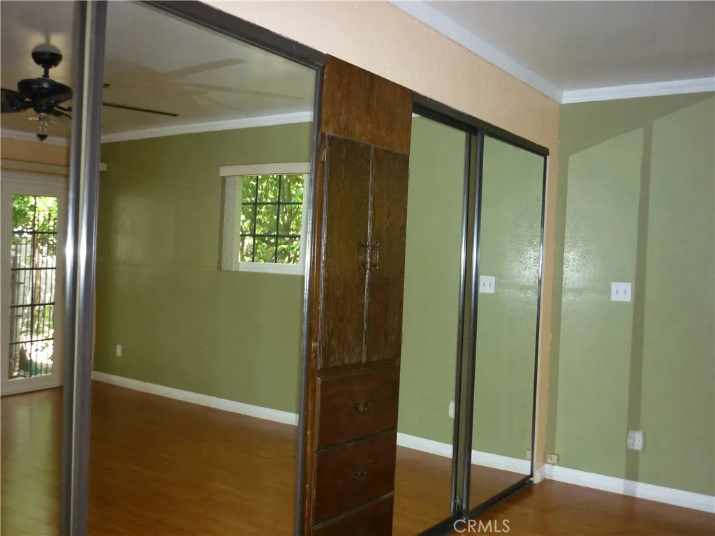 gallery-image 5