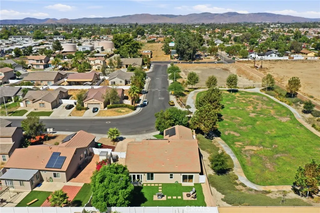 123 Lily, San Jacinto, California 92583 — photo 5
