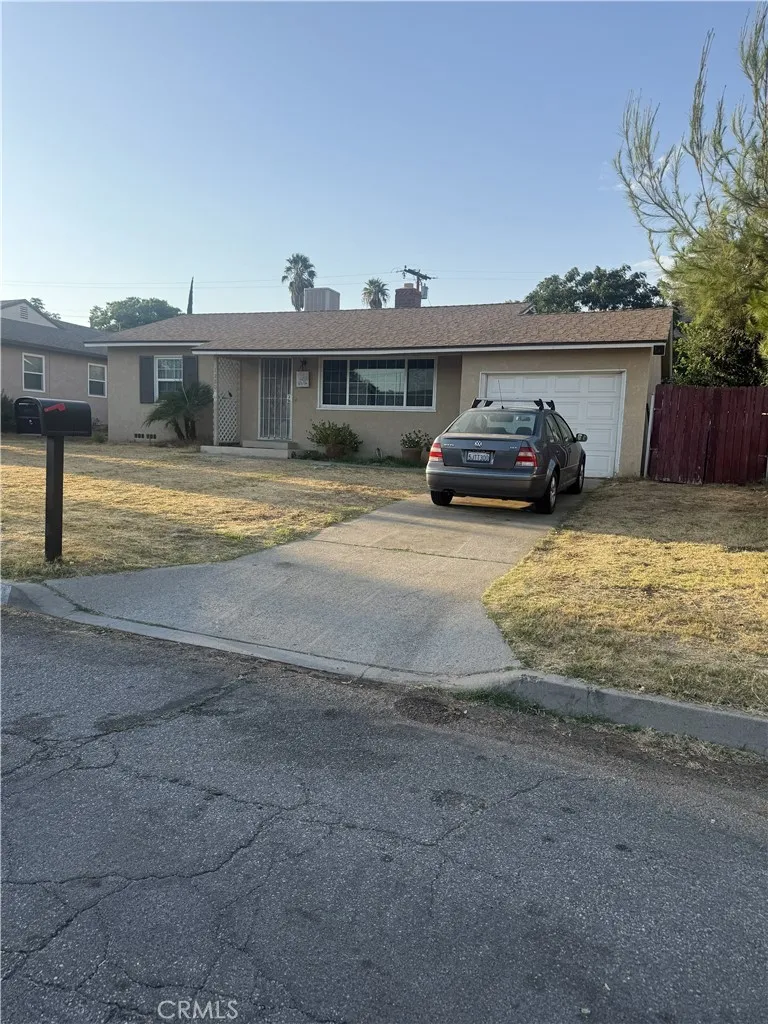 1280 Lomita