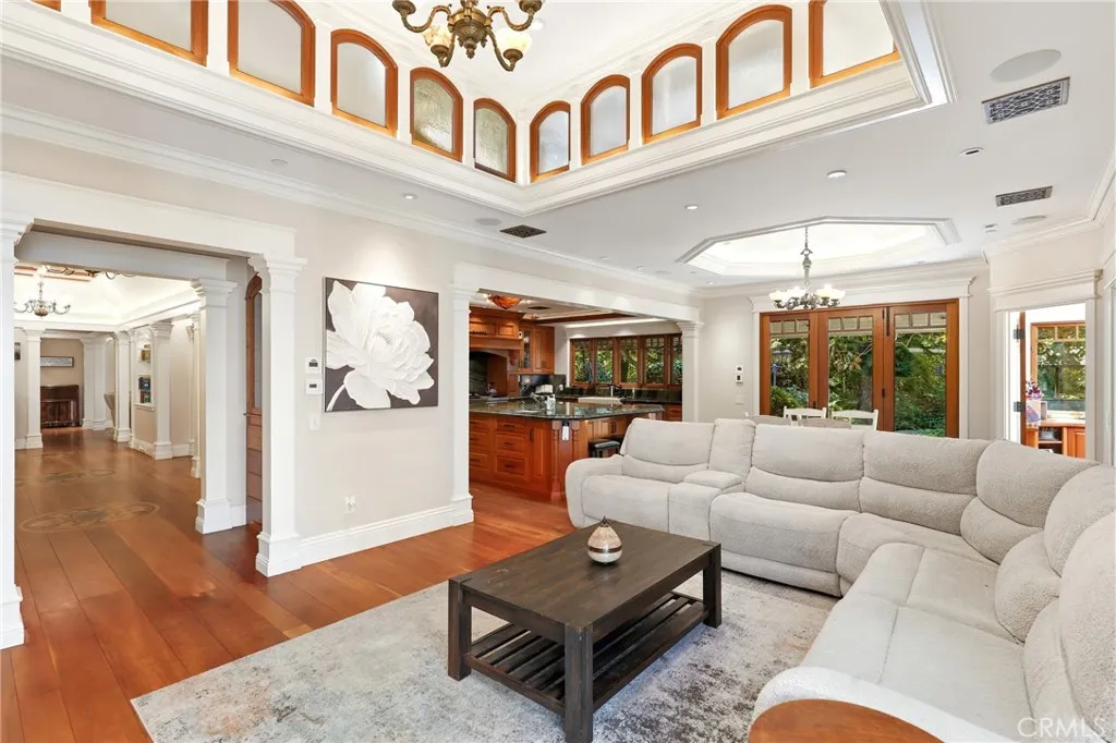 752 N Creekview, Orange, California 92869 — photo 5
