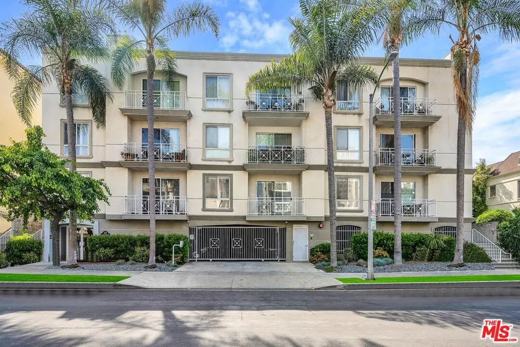 117 S Clark Dr