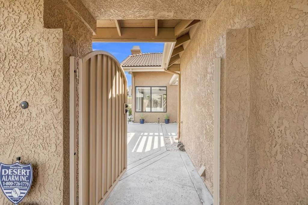 144 Verde Way, Palm Desert, California 92260 — photo 4