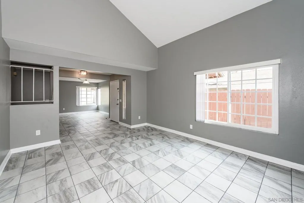 1045 Fuchsia Lane, San Diego, California 92154 — photo 5