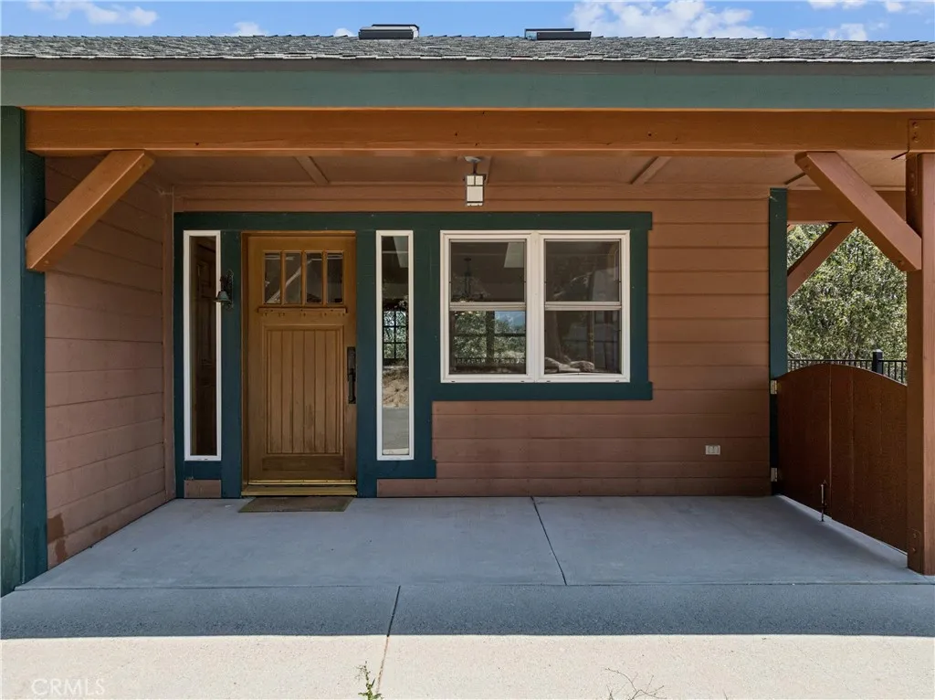 285 Lilac Way, Cedar Glen, California 92321 — photo 4