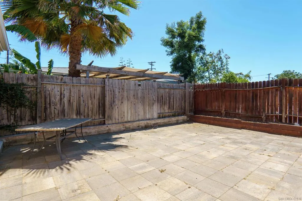 6331 Connie, San Diego, California 92115 — photo 5