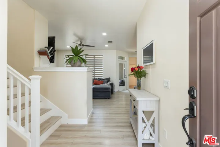19919 Oakville Court, Northridge, California 91326 — photo 4