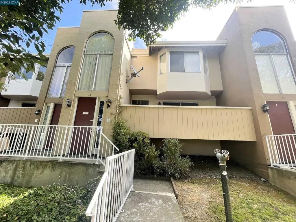 2121 Vale Rd
