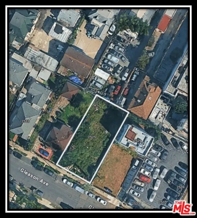 2525 Gleason Ave