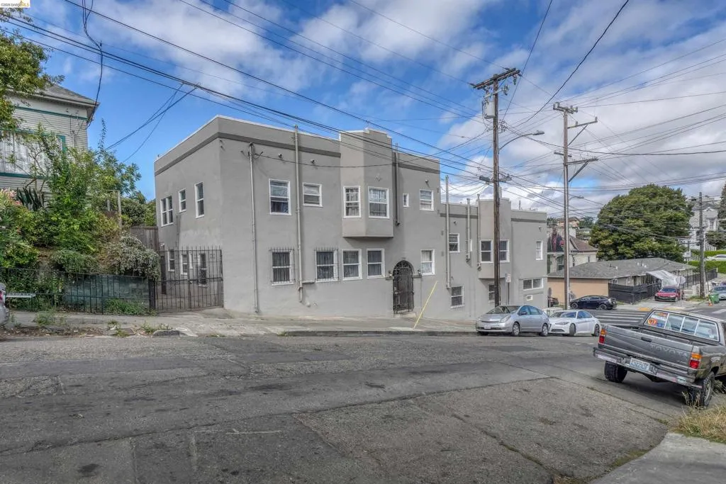 2246 23rd Ave, Oakland, California 94606 — photo 5