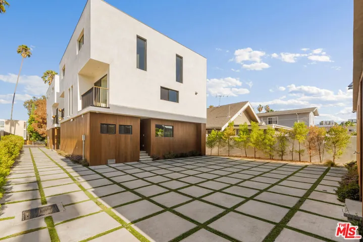 923 N Mariposa Avenue, Los Angeles, California 90029 — photo 4