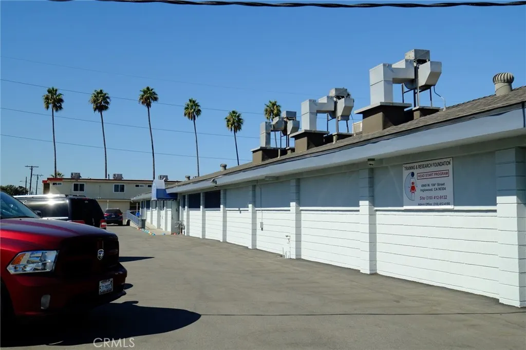 4949 W 104th Street, Inglewood, California 90304 — photo 4
