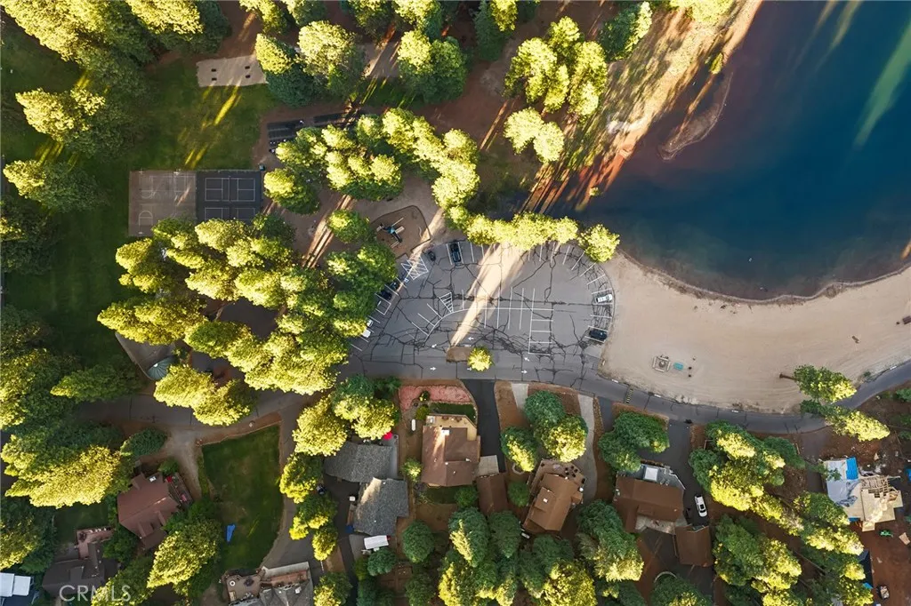 Rec 1 playground and beach
