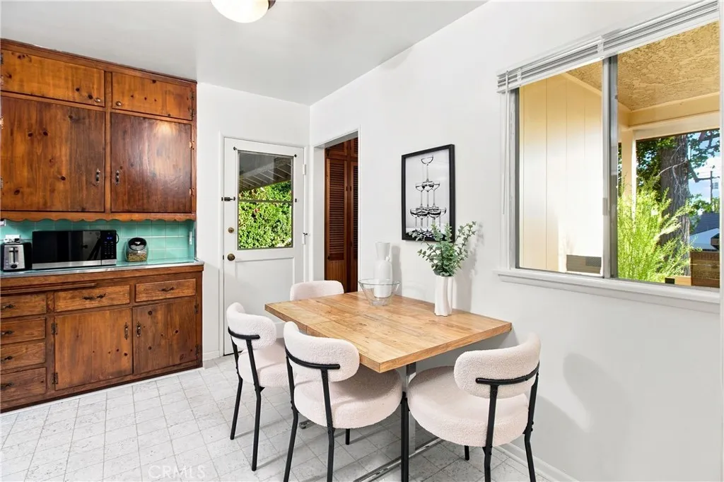 1818 Hilton, Burbank, California 91504 — photo 4