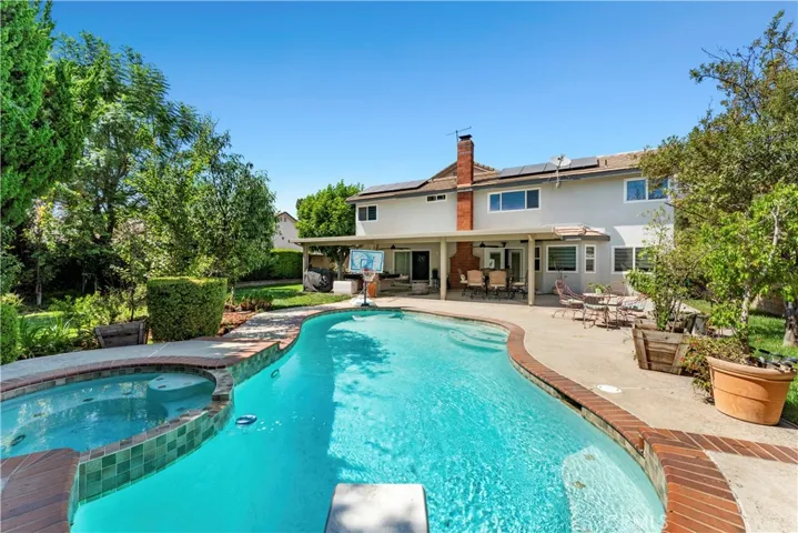 Pool and Jacuzzi