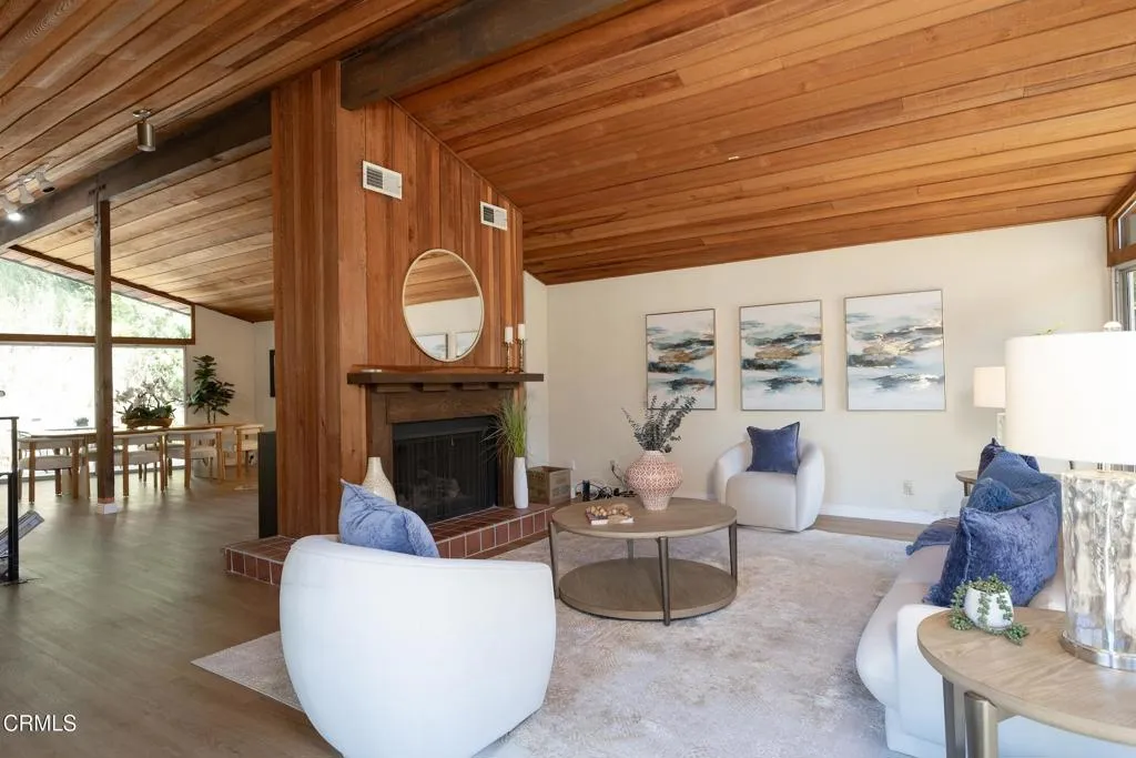 579 Laguna Road, Pasadena, California 91105 — photo 4
