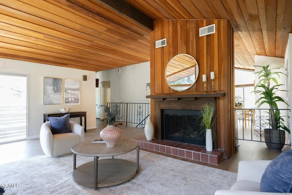 579 Laguna Road, Pasadena, California 91105 — photo 5