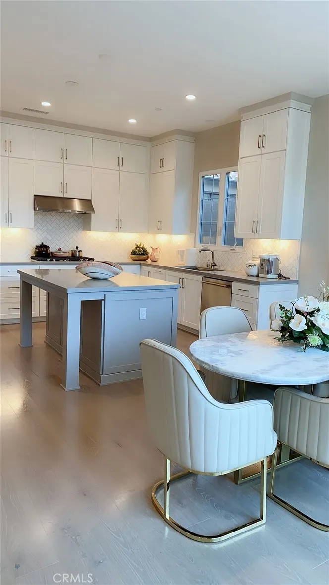 119 Donati, Irvine, California 92602 — photo 4