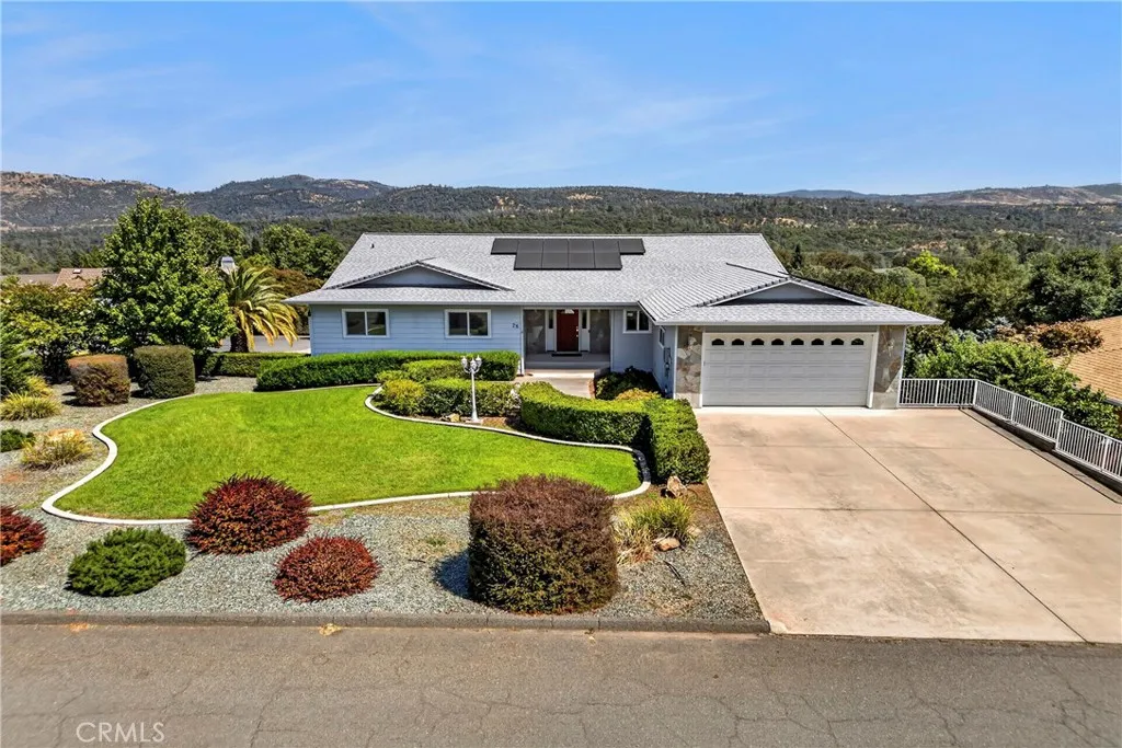 26 Regal Way