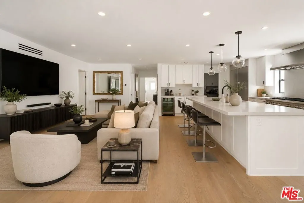 11439 Chenault Street, Los Angeles, California 90049 — photo 5