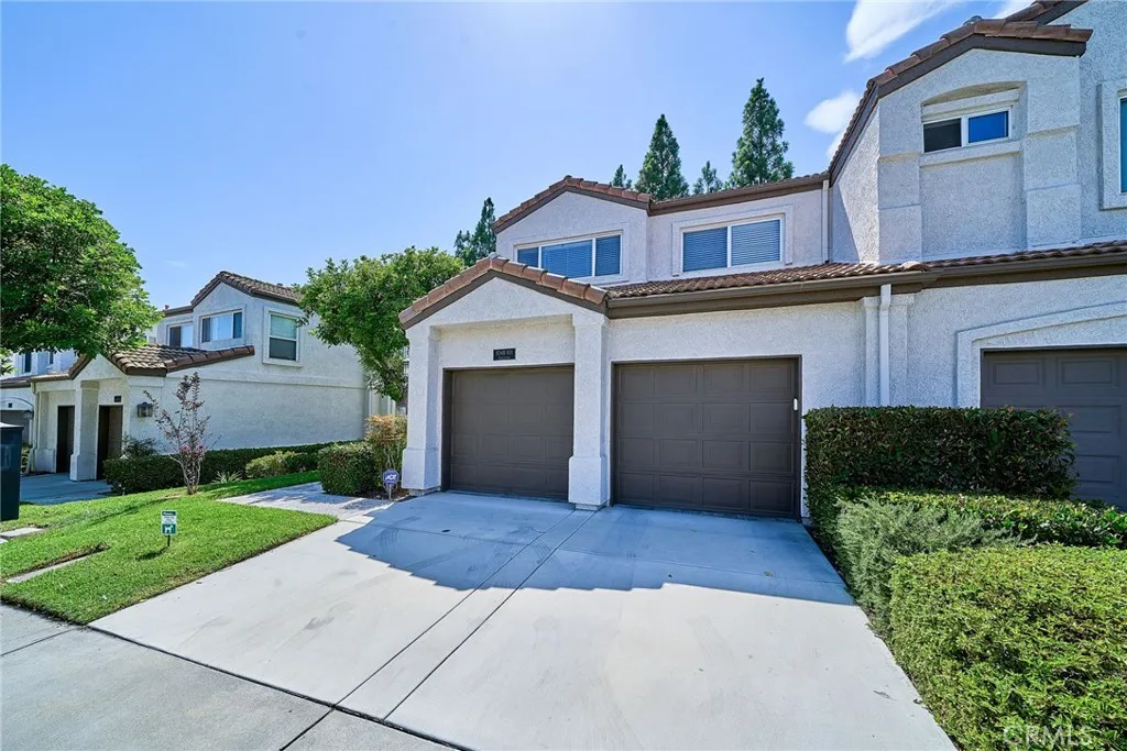 1048 Explanada Street 101, Corona, California 92879 — photo 5