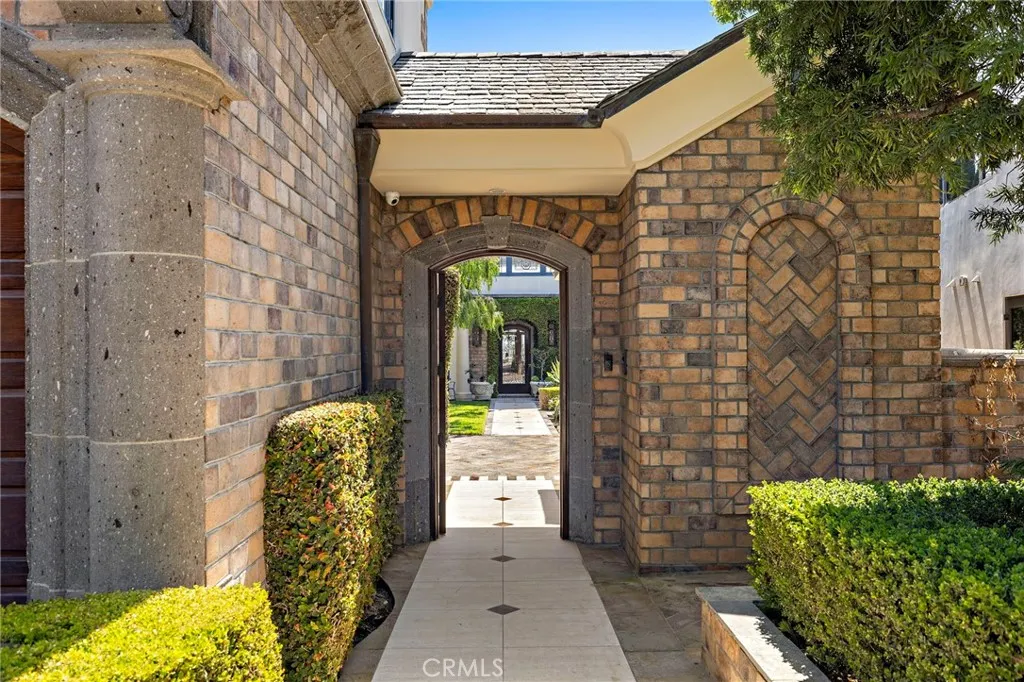 108 Kings Place, Newport Beach, California 92663 — photo 4