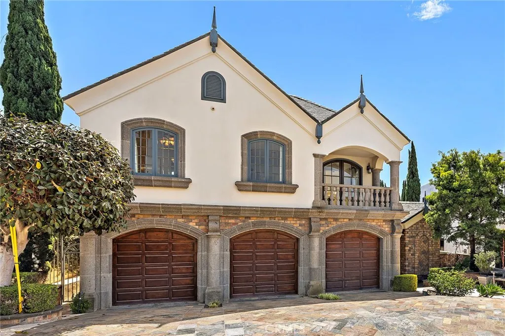 108 Kings Pl