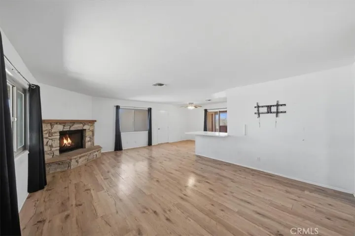 7363 Hermosa, Yucca Valley, California 92284 — photo 4