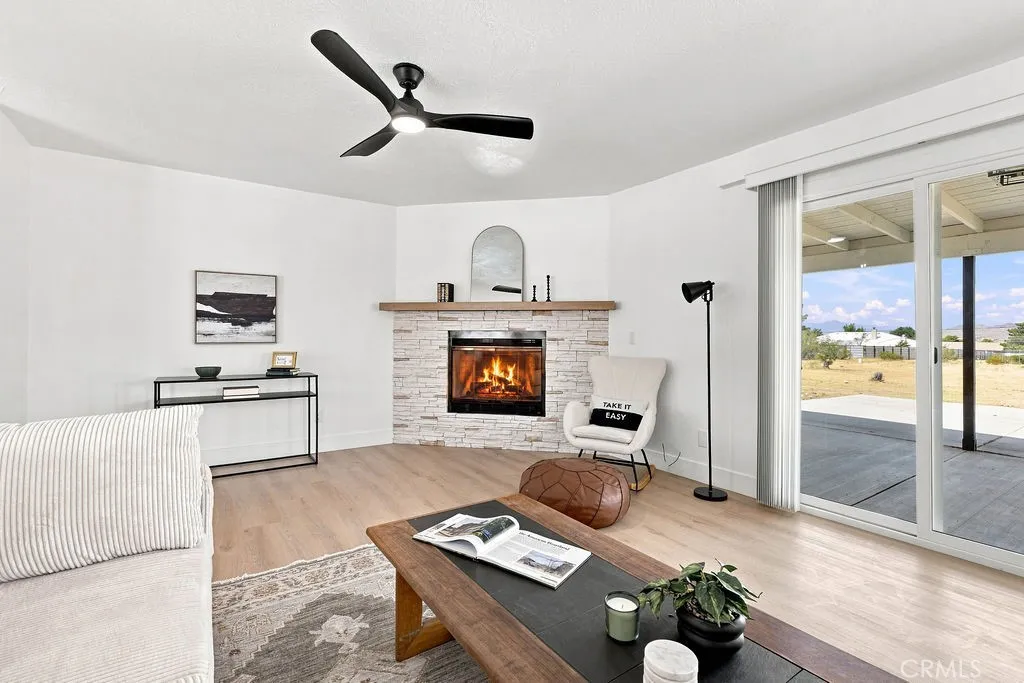 16710 Candlewood Road, Apple Valley, California 92307 — photo 5