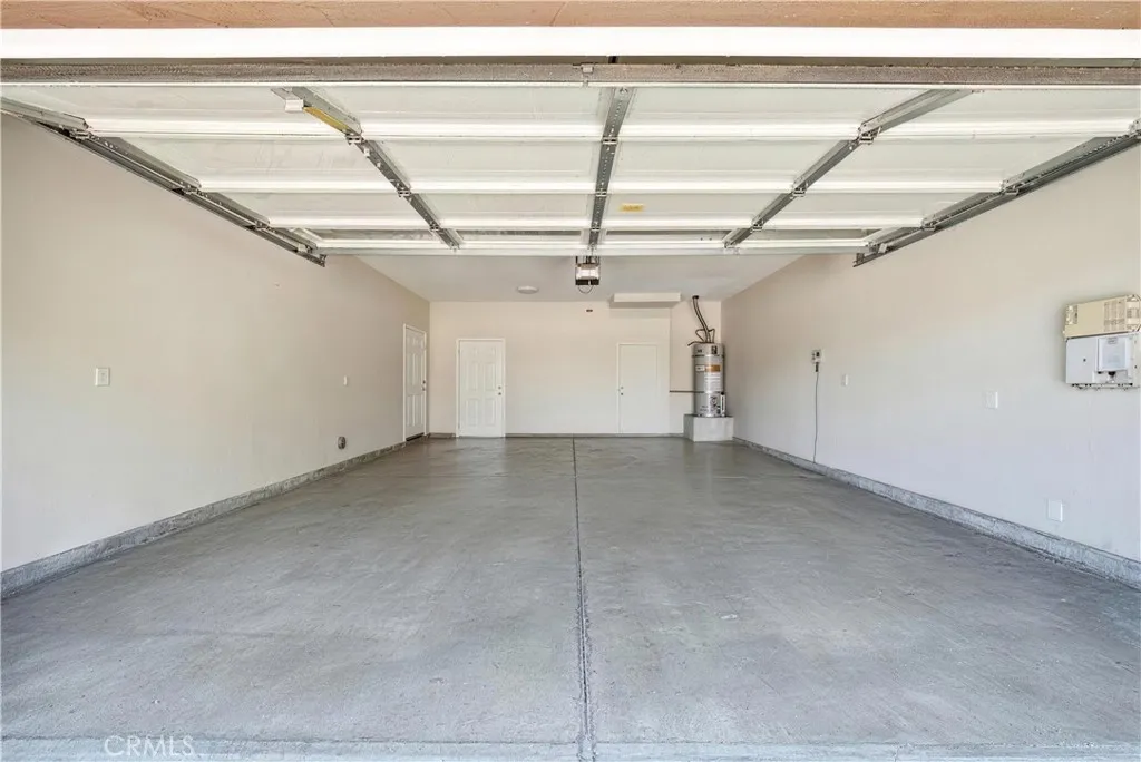 658 E. Phillips Boulevard, Pomona, California 91766 — photo 5