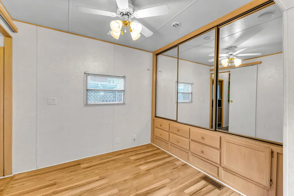 Bedroom Bedroom