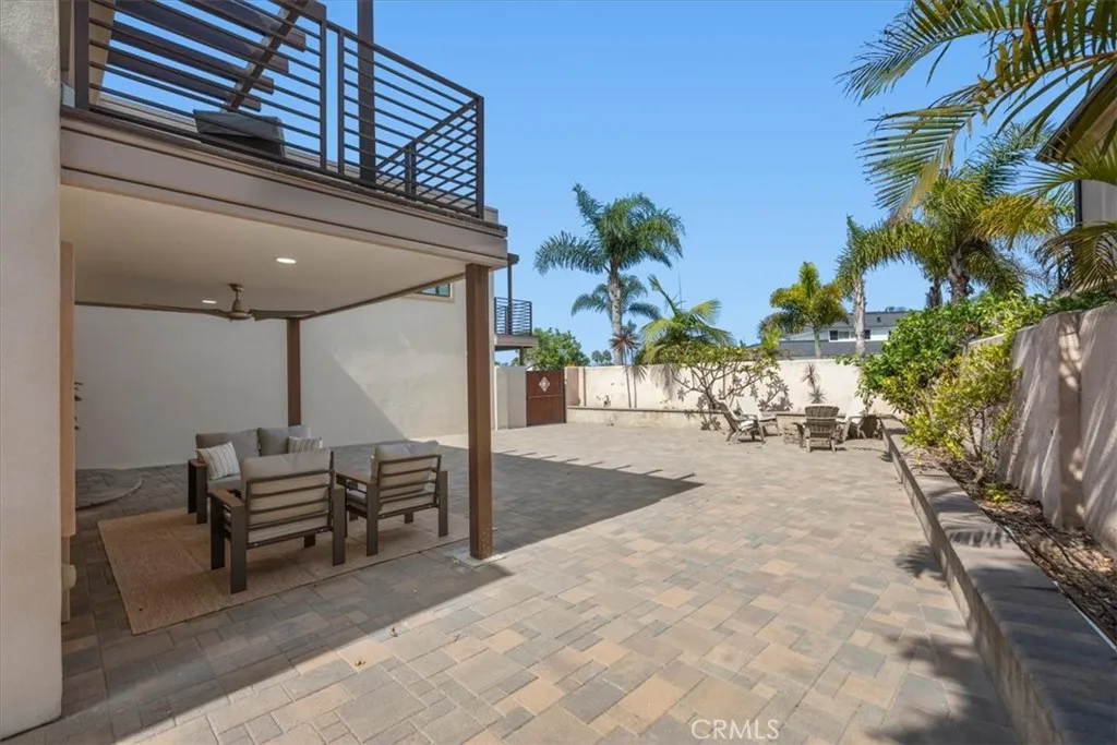 17130 Courtney, Huntington Beach, California 92649 — photo 5