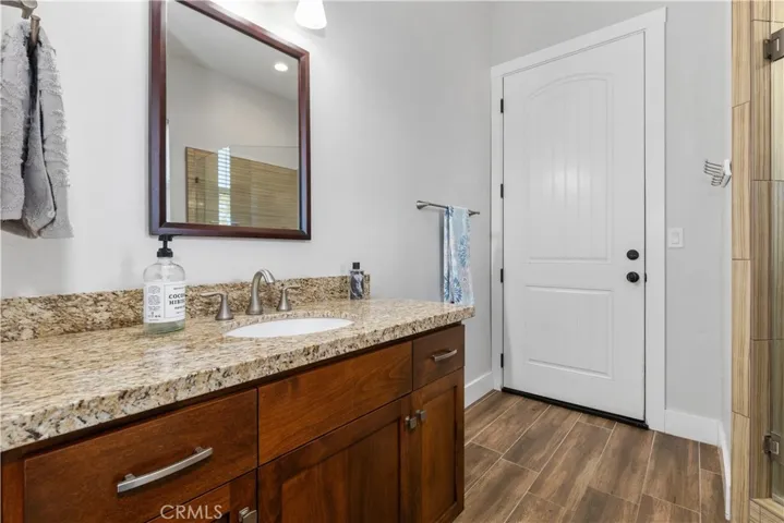 Casita bathroom