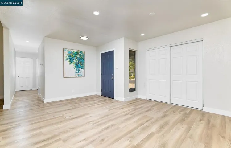 2117 Lopez Dr, Antioch, California 94509 — photo 4