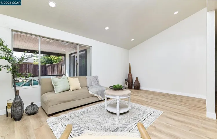 2117 Lopez Dr, Antioch, California 94509 — photo 5