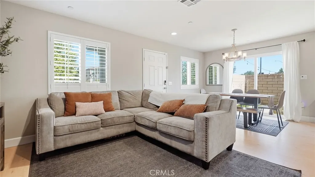 3996 S Manitoba, Ontario, California 91761 — photo 5