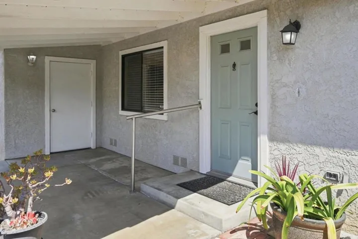 2010 W San Marcos Boulevard 27, San Marcos, California 92078 — photo 5