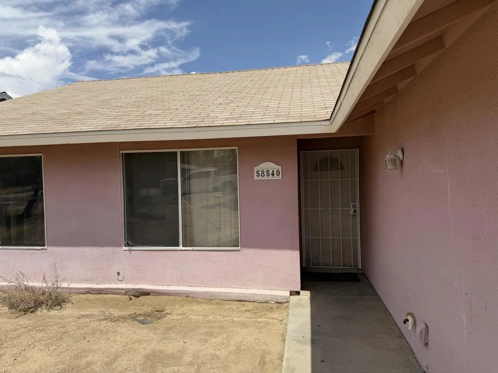 58540 Barron Drive, Yucca Valley, California 92284 — photo 5