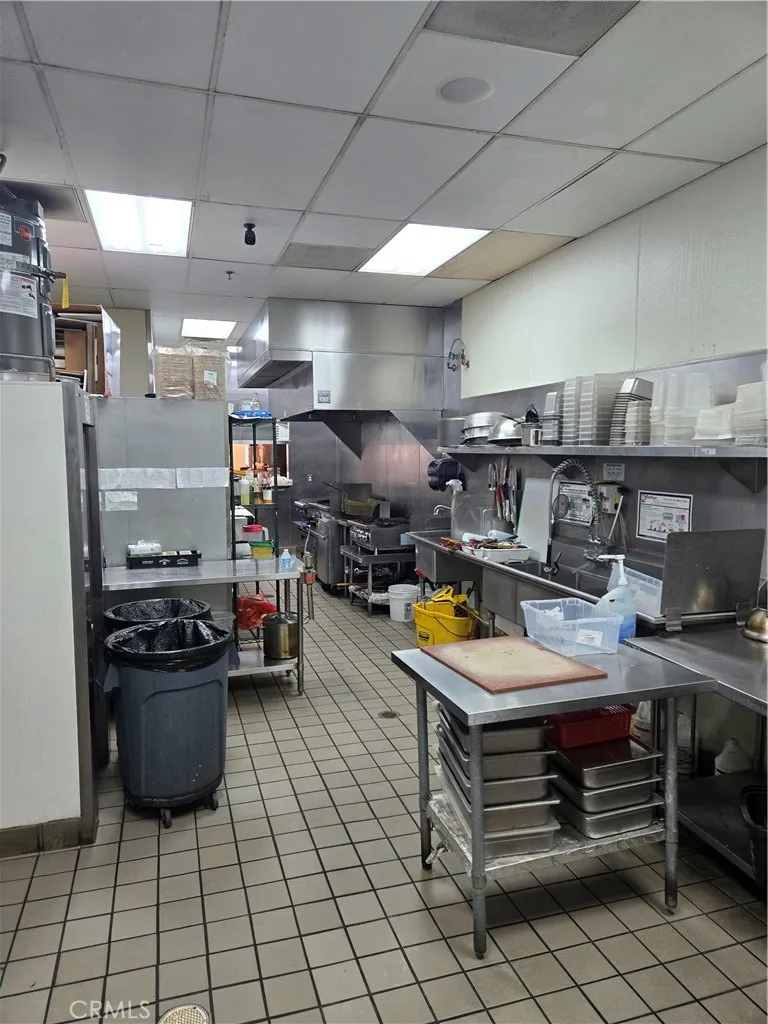 16300 Beach Boulevard, Westminster, California 92683 — photo 4